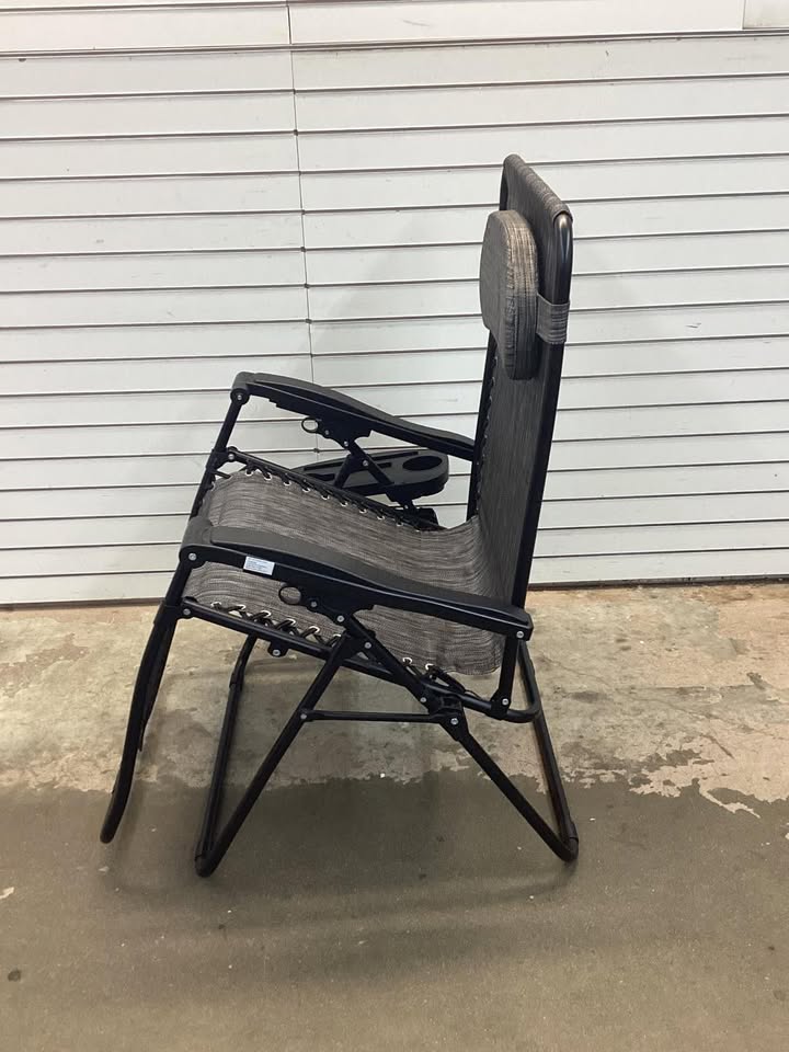 Oversized Reclining Zero Gravity Chair Lounger w/ Cup Holder, Pillow