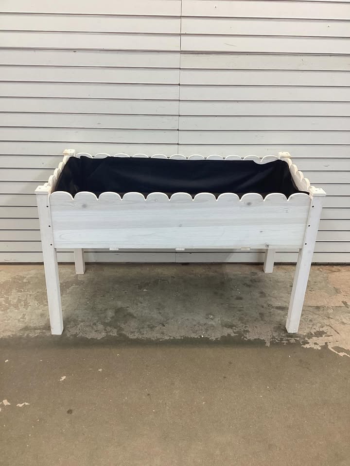 Raised Garden Bed, Scalloped Elevated Wooden Planter Box - 48x24x30in