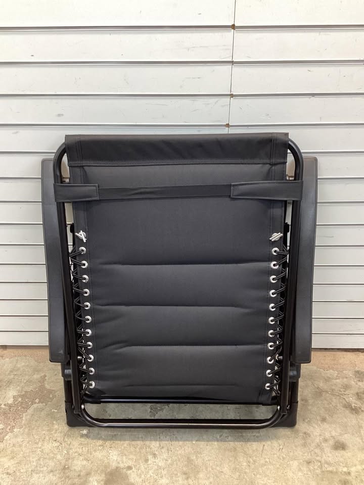 Oversized Padded Zero Gravity Chair, Folding Recliner w/ Headrest, Side Tray
