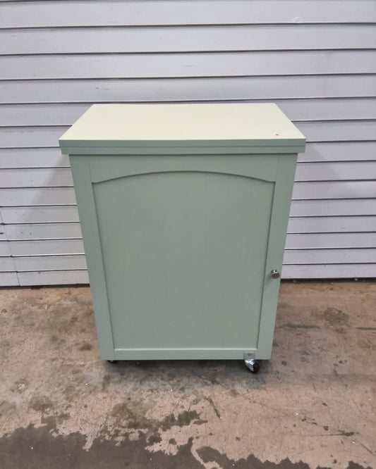 Best Choice Products Sewing Machine Table & Desk w/ Craft Storage and Trays - Light Green.