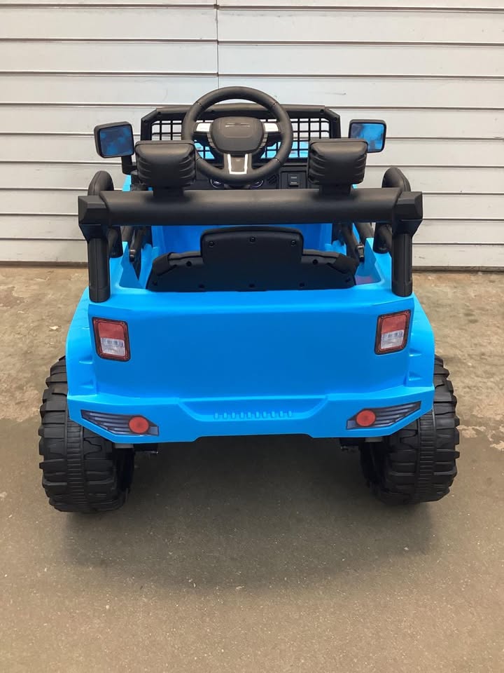 12V Kids Ride-On Truck Car w/ Parent Remote Control, Spring Suspension