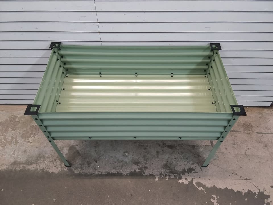 Elevated Galvanized Metal Garden Bed w/ Corner Protectors - 48x24x30in