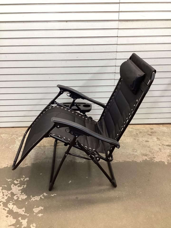 Oversized Padded Zero Gravity Chair, Folding Recliner w/ Headrest, Side Tray