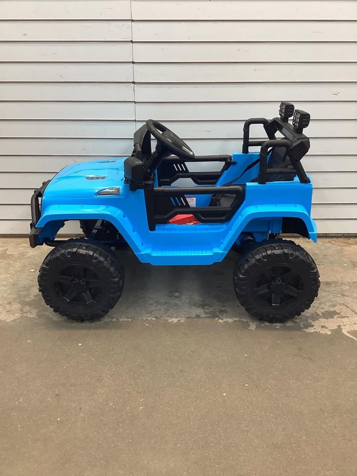 12V Kids Ride-On Truck Car w/ Parent Remote Control, Spring Suspension