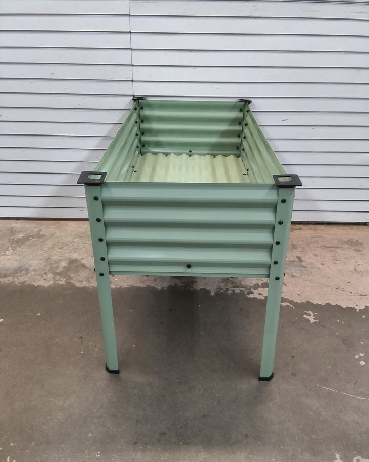 Elevated Galvanized Metal Garden Bed w/ Corner Protectors - 48x24x30in