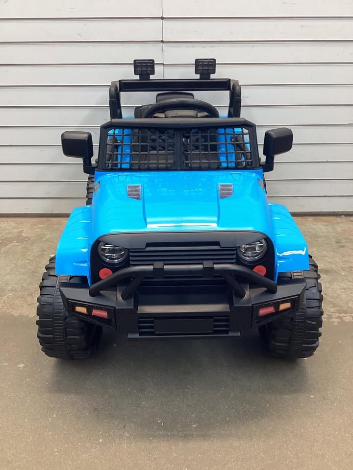 12V Kids Ride-On Truck Car w/ Parent Remote Control, Spring Suspension
