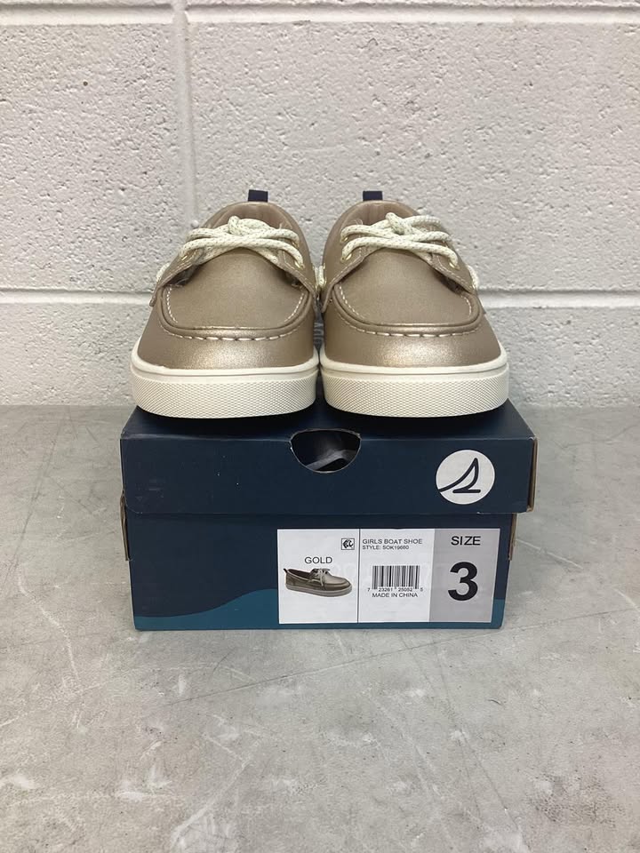 Sperry Girls Boat Shoe in Gold, Size 3