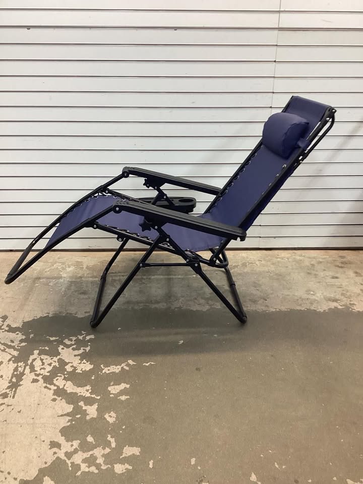 Folding Zero Gravity Recliner Patio Lounge Chair w/ Canopy, Side Tray