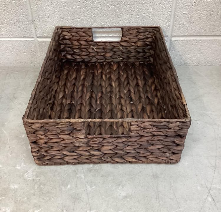 Set of 4 Water Hyacinth Pantry Baskets w/ Chalkboard, Chalk Marker