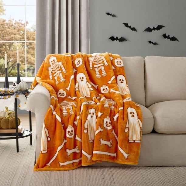 Halloween Silk Touch Throw Blanket, 60" x 70"
