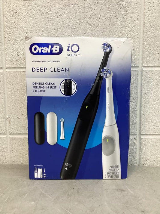 Oral-B iO Series 2 Electric Toothbrush, Pure White & Night Black, 2pk., 3 Brush Heads