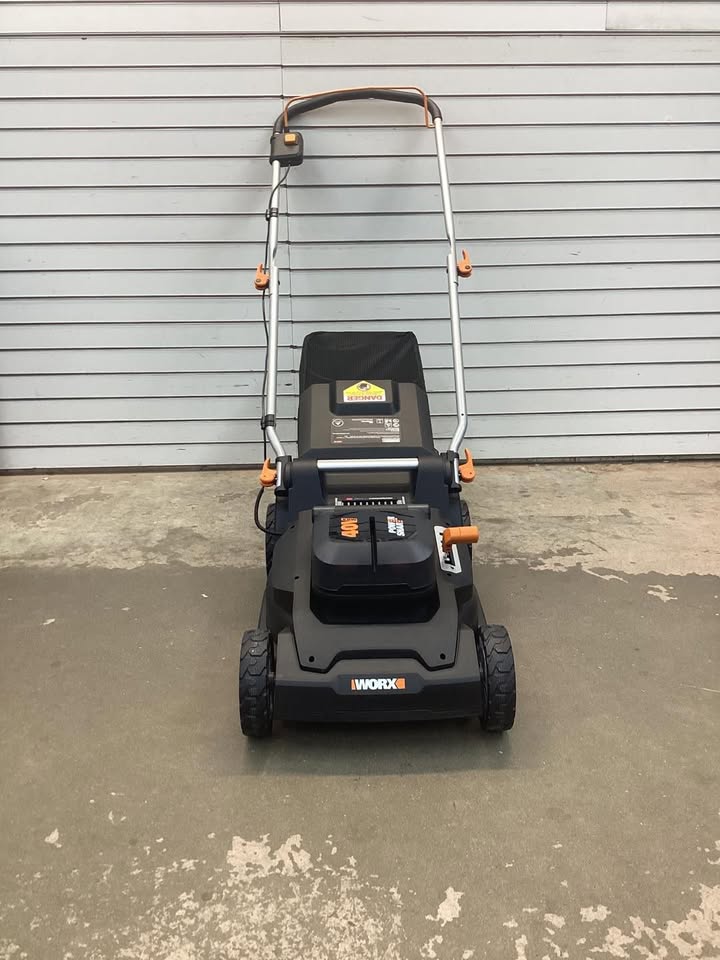 WORX WG745.1 40V 17'' Brushless Cordless Battery Powered Push Lawn Mower - 2 Blades 2 Batteries & Charger Included