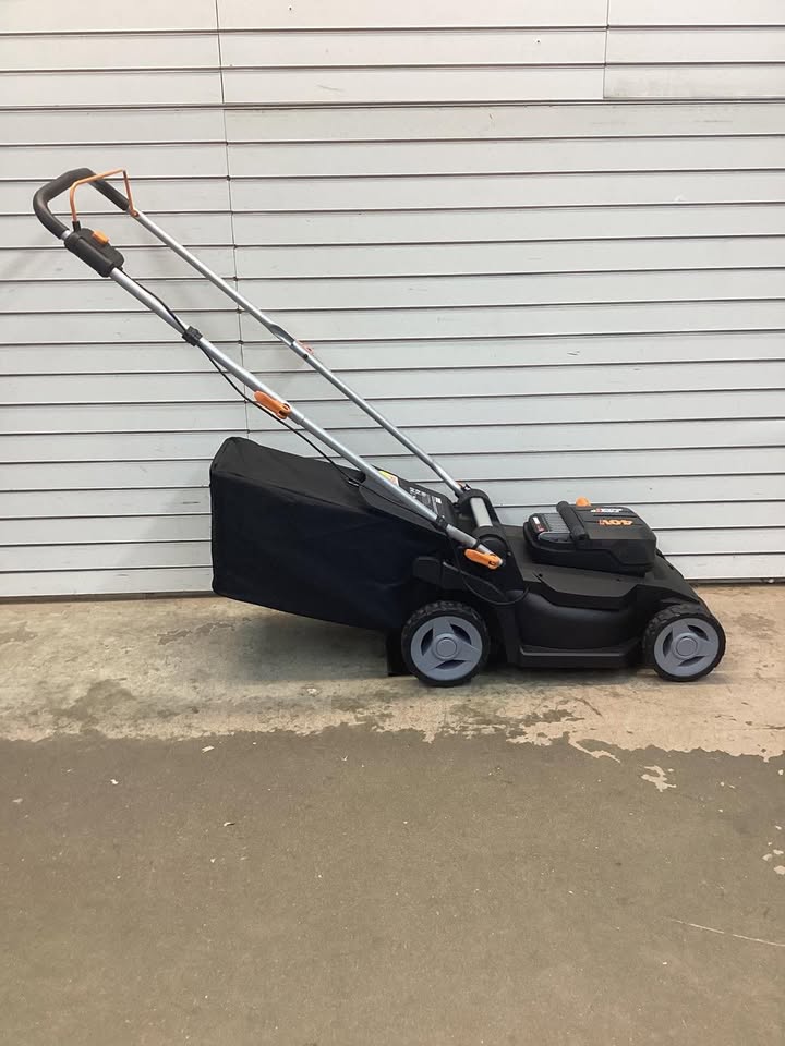 WORX WG745.1 40V 17'' Brushless Cordless Battery Powered Push Lawn Mower - 2 Blades 2 Batteries & Charger Included