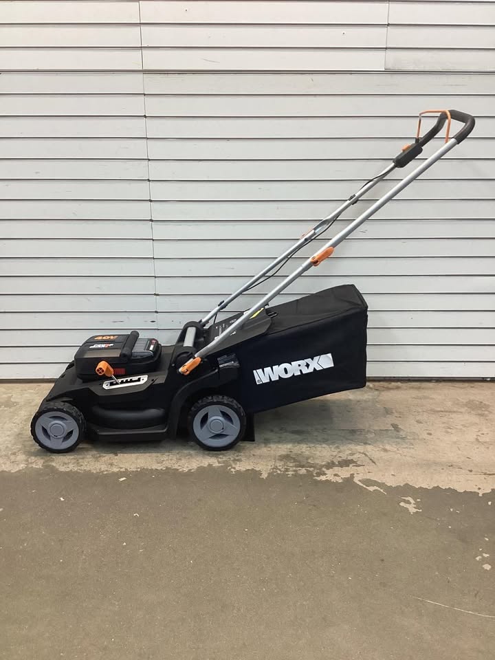 WORX WG745.1 40V 17'' Brushless Cordless Battery Powered Push Lawn Mower - 2 Blades 2 Batteries & Charger Included