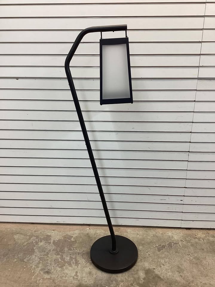 Member's Mark Vista Standing Solar & USB Floor Lamp