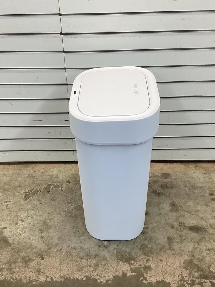 Ninestars 13.2 Gal Motion Sensor Trash Can, White Plastic