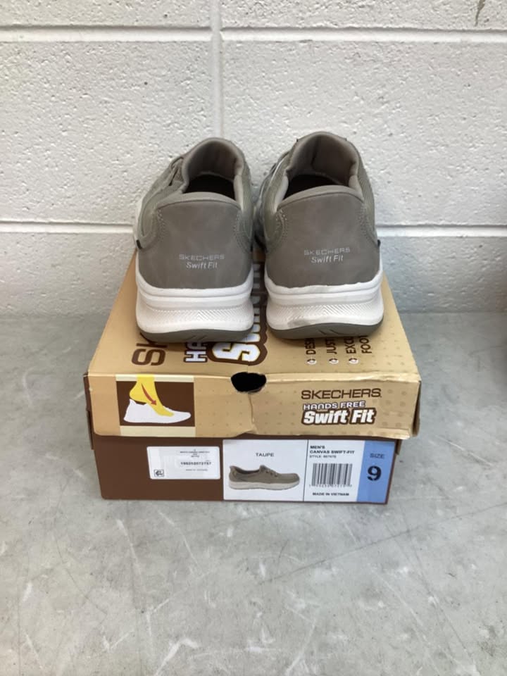Skechers Men's Hands Free Swift Fit Canvas Sneaker