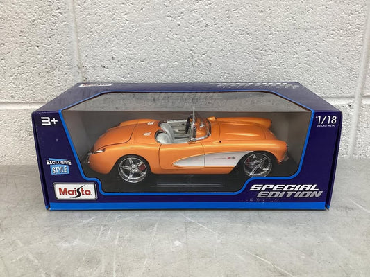 Maisto 1957 Special Edition - Chevy Corvette Convertible Bronze 1:18 Diecast Car
