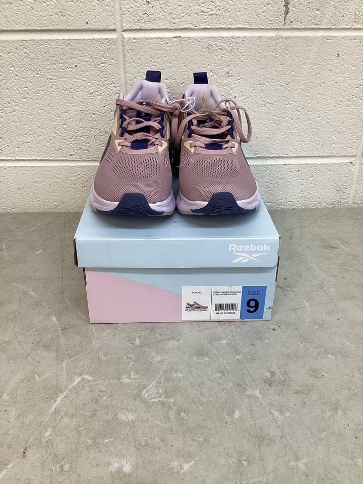 Reebok Soleus Run Sneakers, Size 9