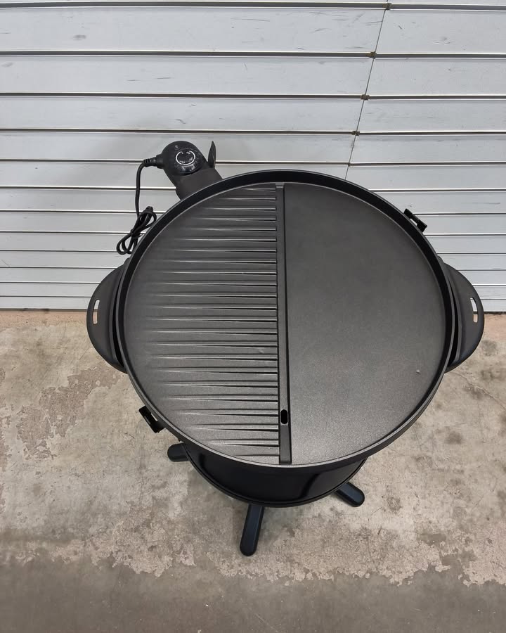 Electric BBQ Grill 1200W Indoor Outdoor Grill with 2-Zone Non-Stick Grilling Plate