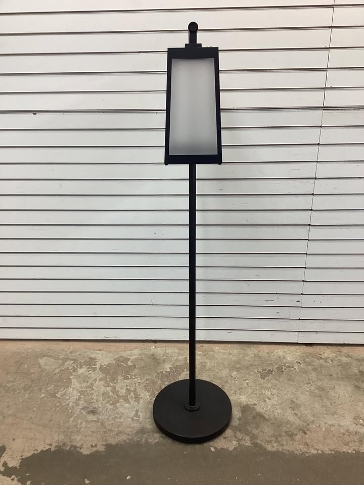 Member's Mark Vista Standing Solar & USB Floor Lamp