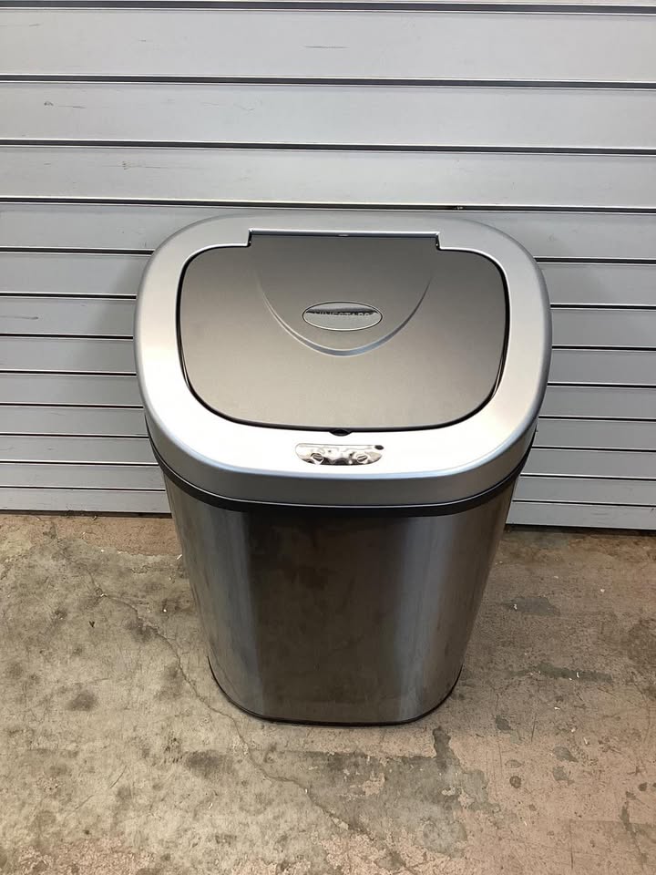 Nine Stars Sensor Trash Can, Stainless Steel 21.1 gal