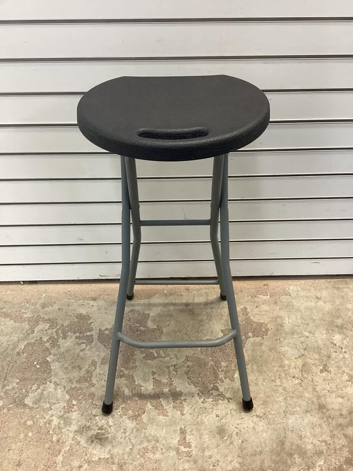 28 in. Black Backless Metal Sturdy Frame Portable Folding Bar Stools