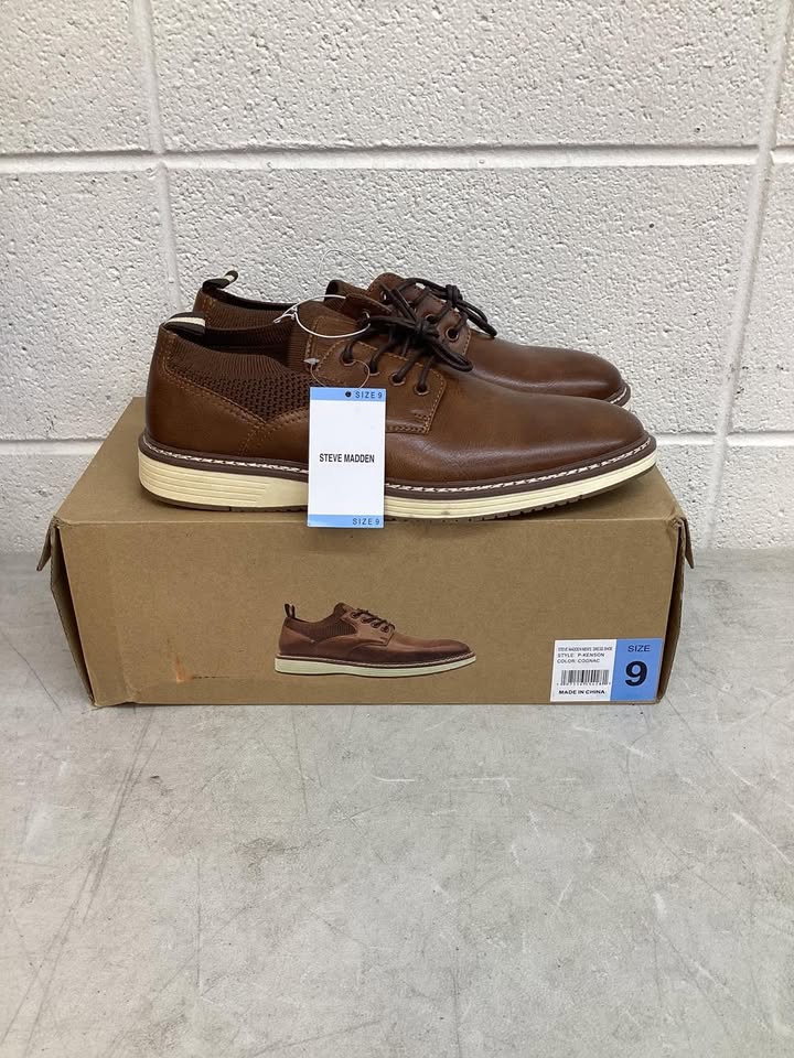 Steve Madden Men's Dress Shoe, Size 9