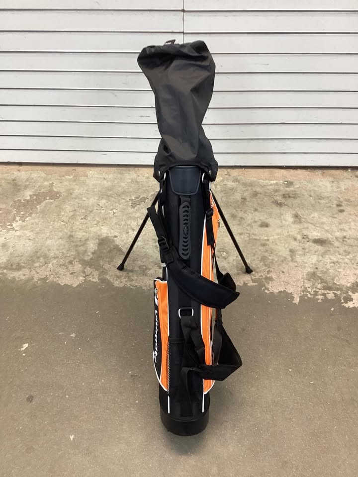 Costway Complete Golf Club Set for Children Age 11-13