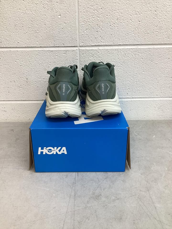 Hoka Men's Clifton 10 Sneakers, Size 11