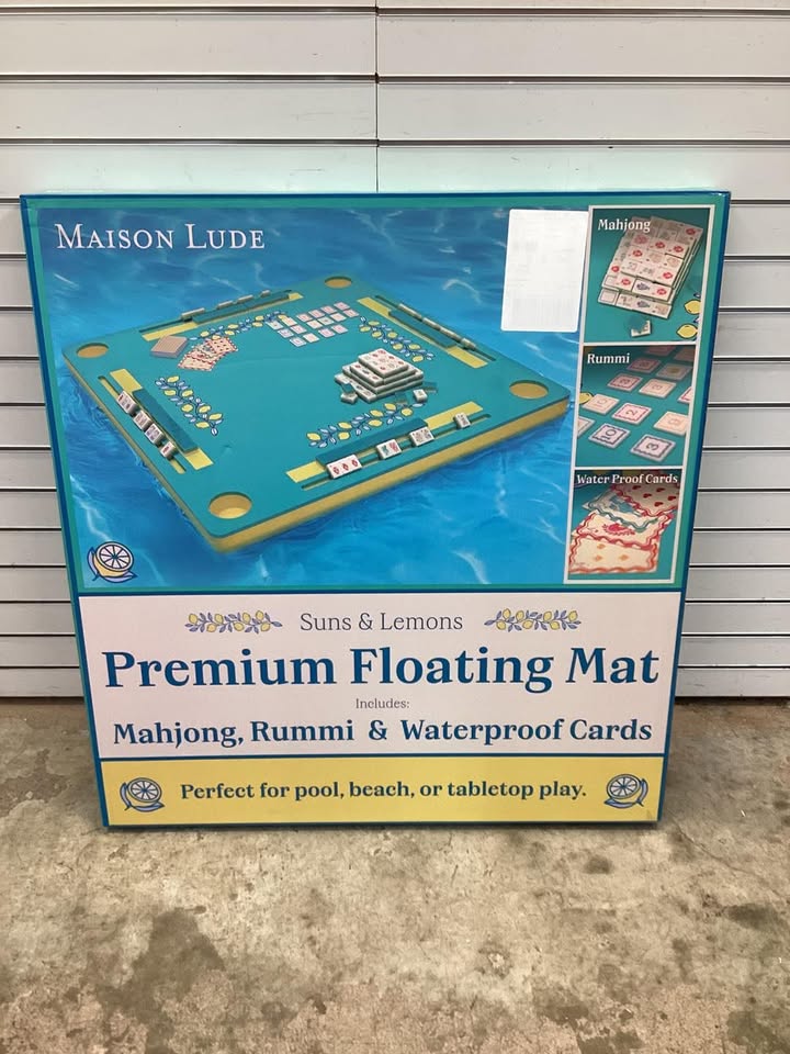3-in-1 Floating Game Mat: Mahjong, Rummi Cube, and Waterproof Cards