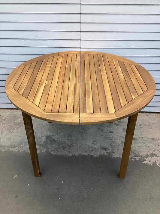 4-Person Large Round Outdoor Dining Table