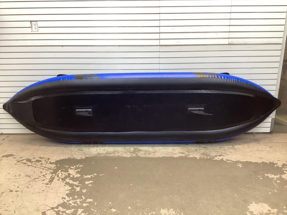 Inflatable 2-person Kayak Set with Aluminium Oars and Repair Kit