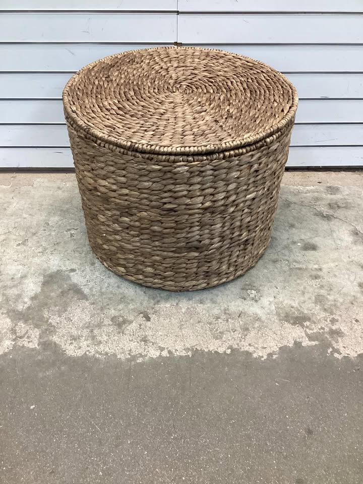 Best Choice Products Large Round Storage Ottoman W/ Lid, Handwoven Water Hyacinth Footstool