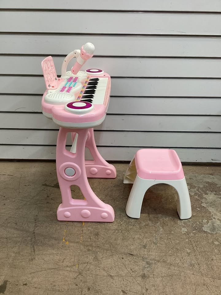 Costway 37-Key Kids Piano Keyboard Playset Electronic Organ Light Pink
