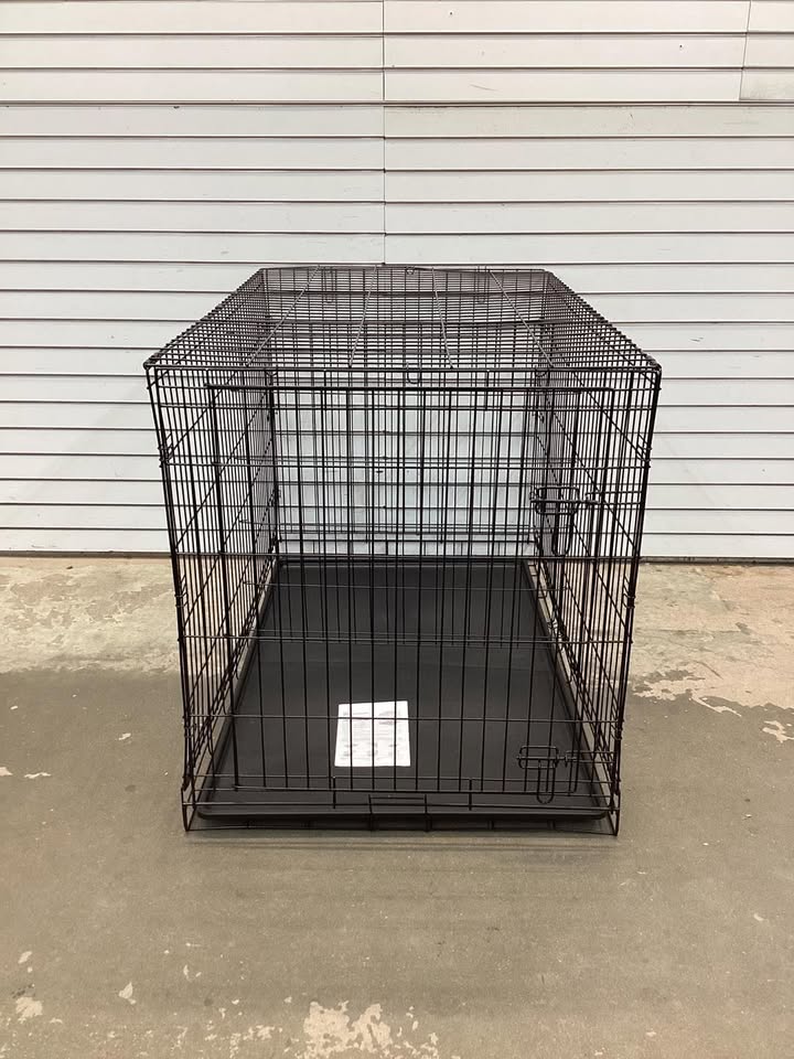 Rampart X-Large Wire Pet Crate with Divider