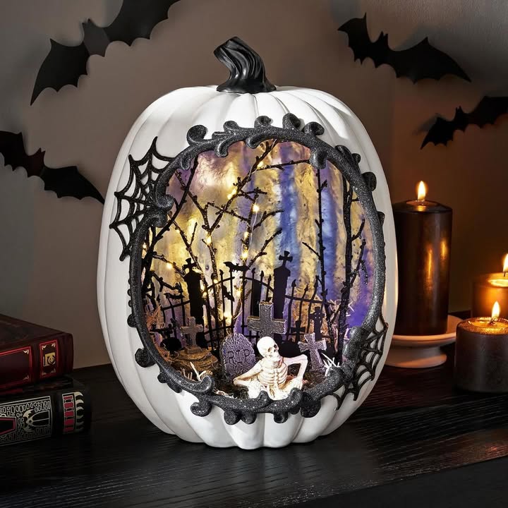 Member's Mark 13.75" Pre-Lit Pumpkin Scene