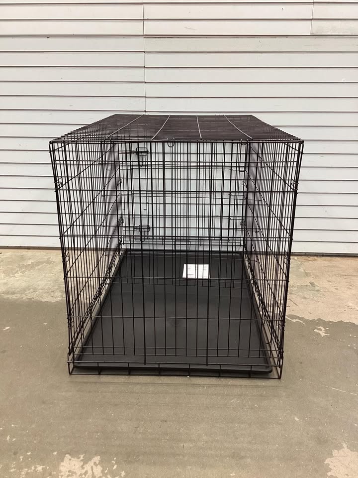 Rampart X-Large Wire Pet Crate with Divider