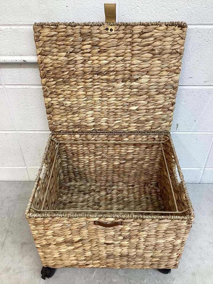 Mobile Water Hyacinth Rolling Filing Cabinet Storage Basket w/ Lid, Wheels