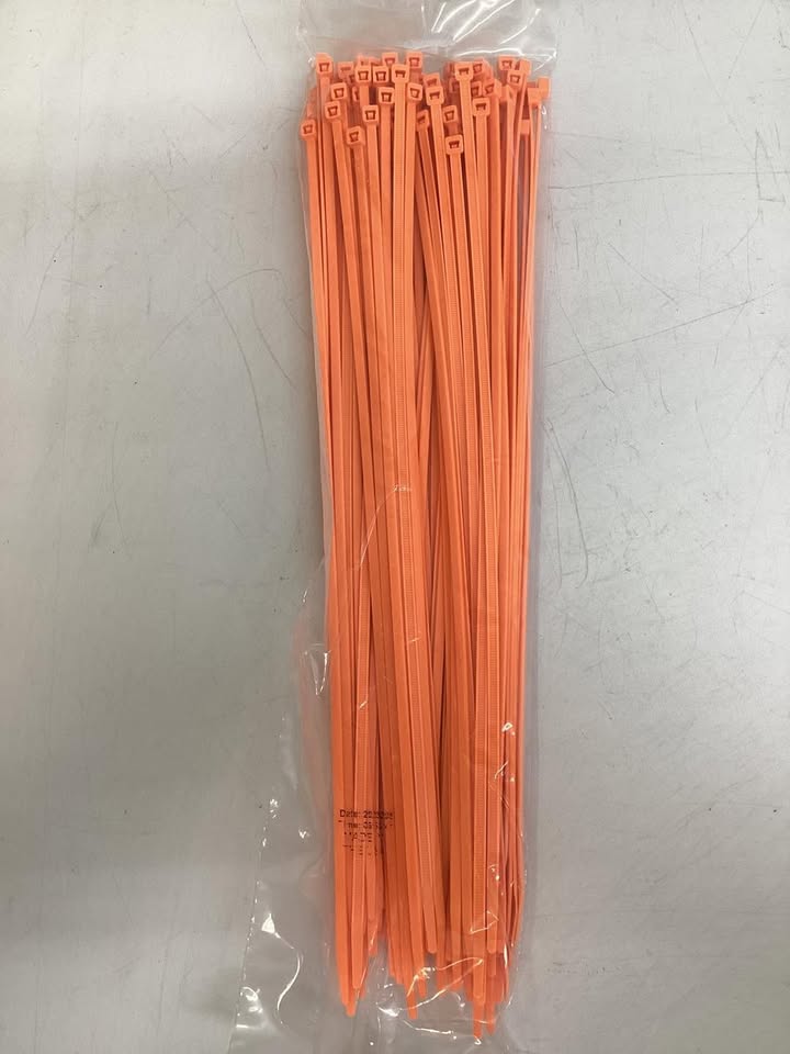 Southwire 14.6” Orange Cable Ties, 100ct