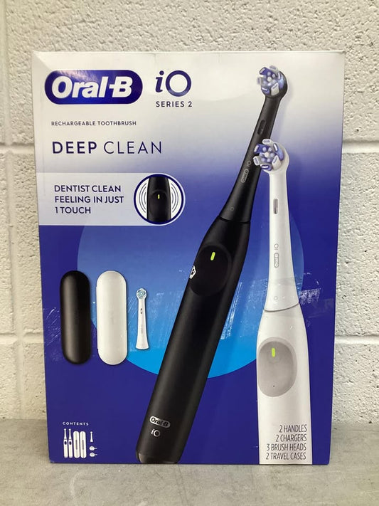 Oral-B iO Series 2 Electric Toothbrush, Pure White & Night Black, 2pk., 3 Brush Heads