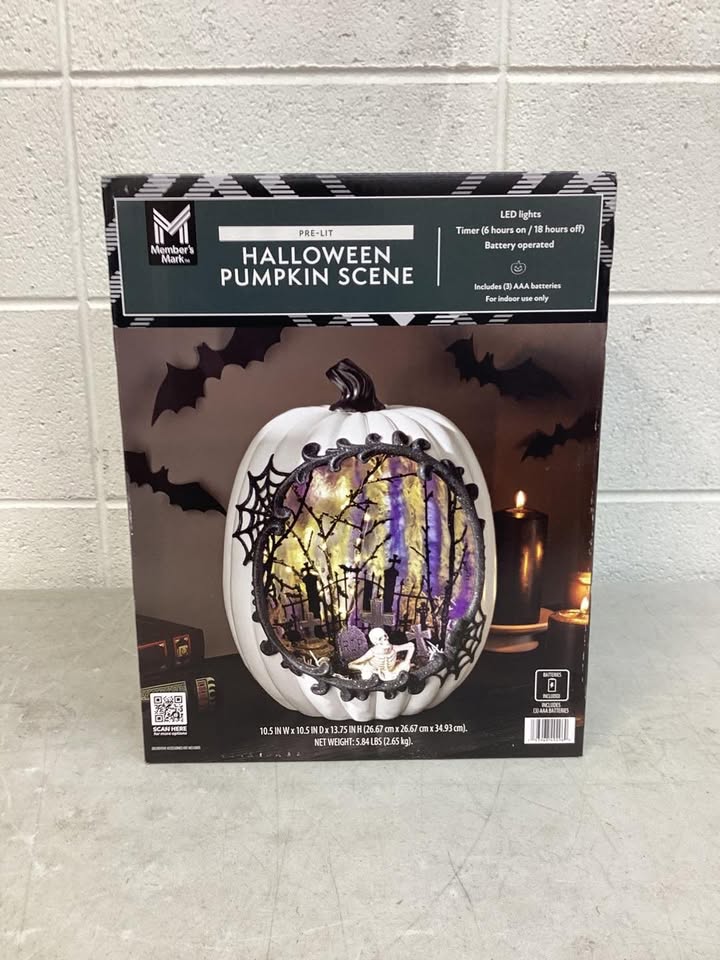 Member's Mark 13.75" Pre-Lit Pumpkin Scene