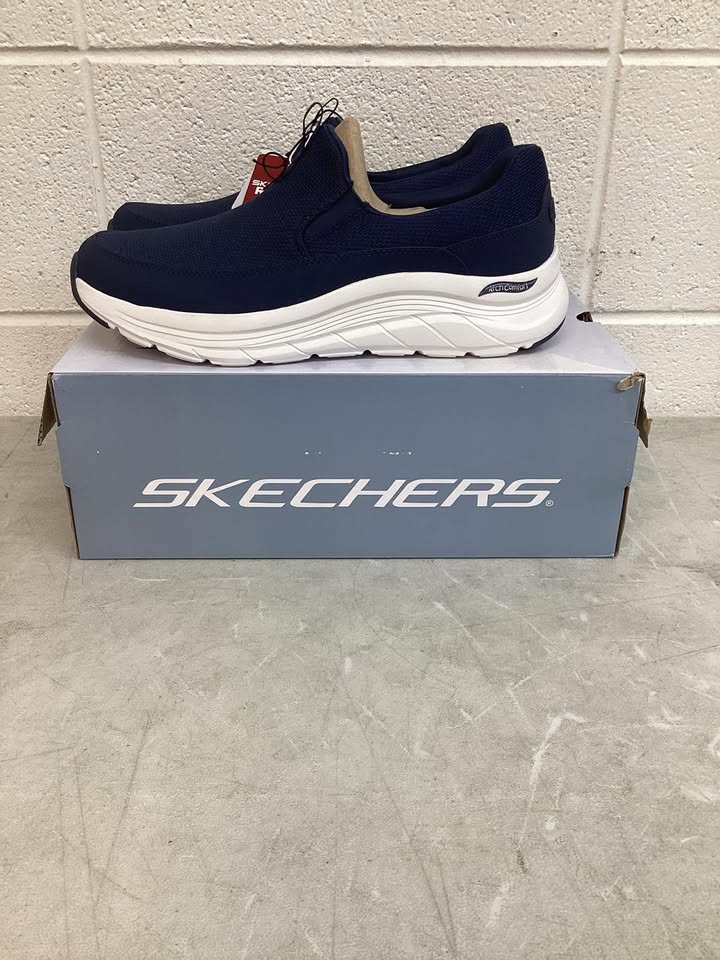 Skechers Men's Arch Comfort Flex Sneaker, Size 11
