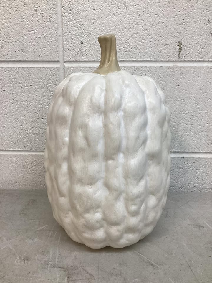 Hyde & EEK! Boutique Large Pumpkin Figurine