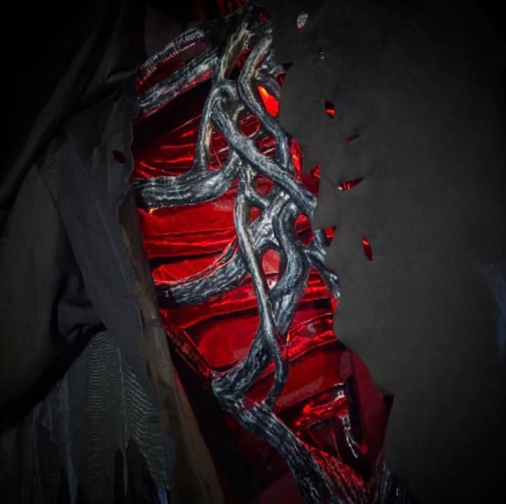 15 ft. Grave & Bones Giant-Sized Animated LED Gally-Crow