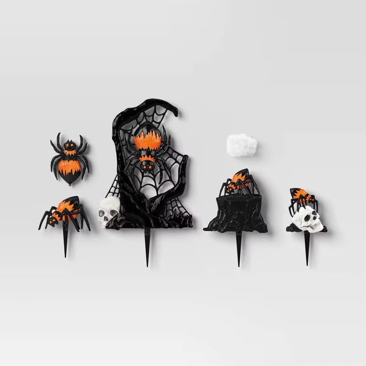 10pc Spiders Scene Setter Halloween Decorative Prop Kit - Hyde and EEK! Boutique