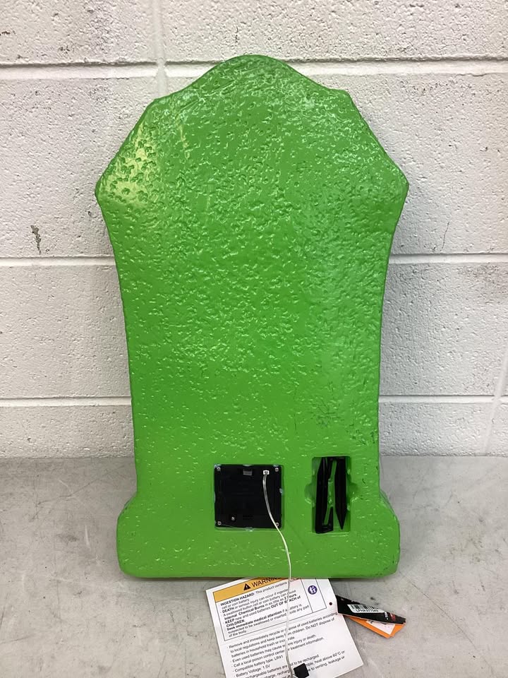 Hyde and EEK! Boutique Haunt-Ya-Later! Plastic Glow Tombstones, 21 in
