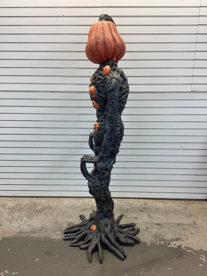 6.5 FT Wicked Woods LED Pumpkin Vine Creature