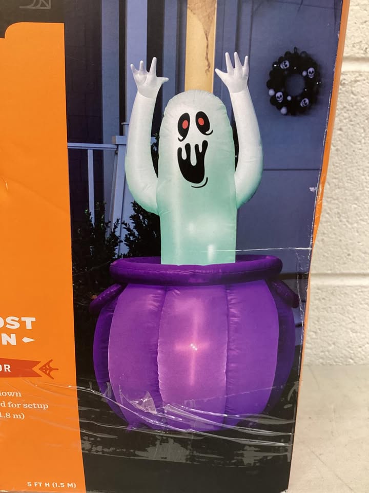 Hyde and Eek 5Ft Inflatable Rising Ghost Cauldron
