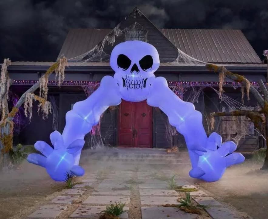Home Accents 14 ft Giant-Sized LED Skeleton Archway Skull